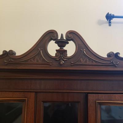 Ornate Claw Foot China Cabinet (DR-KD)