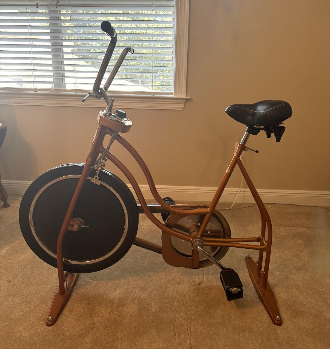 Vintage Stationary Schwinn Exerciser Excellent Condition