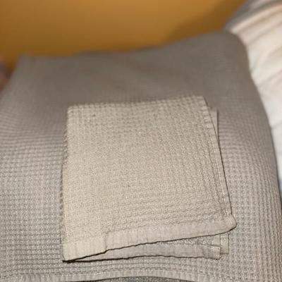 Sale Photo Thumbnail #43