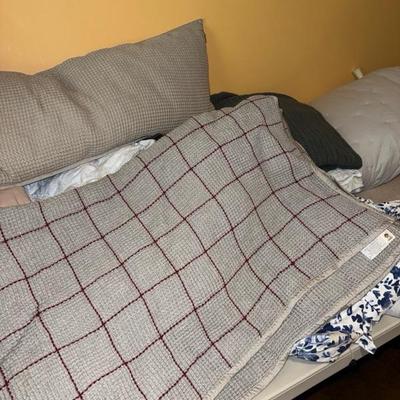 Sale Photo Thumbnail #47