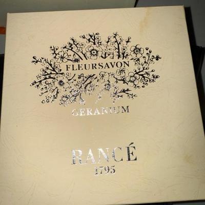 Sale Photo Thumbnail #193