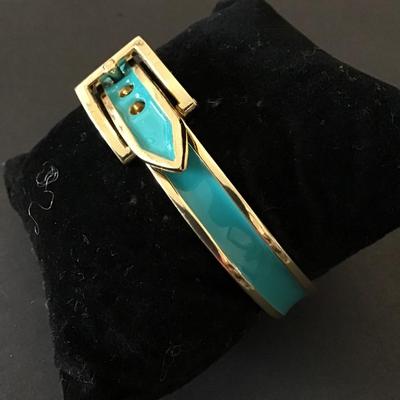 Super cute, gold tone, turquoise enamel belt buckle bracelet