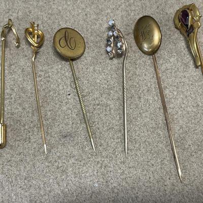 Pins and jewelry box