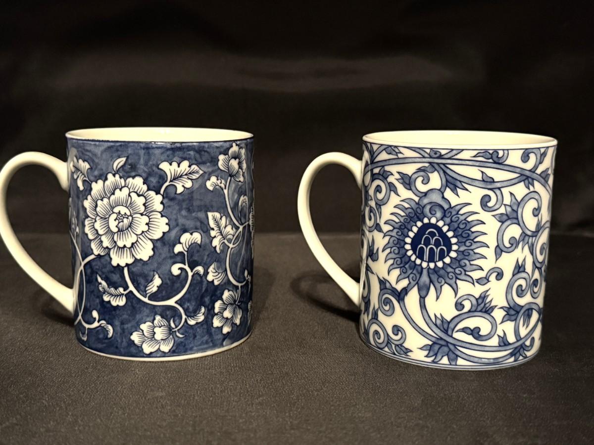 2 Vintage Takahashi Japan Asian Blue & White Floral Mug Set