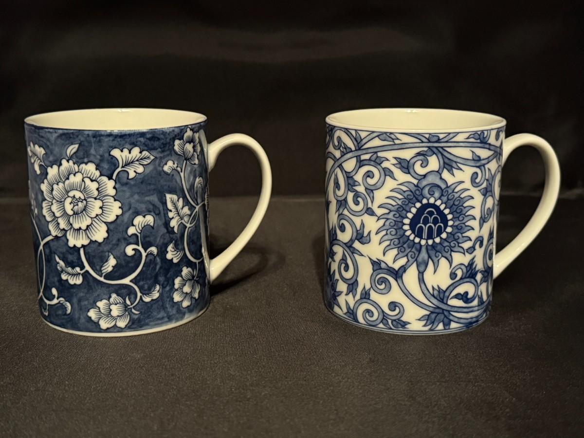 2 Vintage Takahashi Japan Asian Blue & White Floral Mug Set