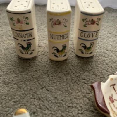 3 Glass Spice Holders & 3 Tea Bag Holders