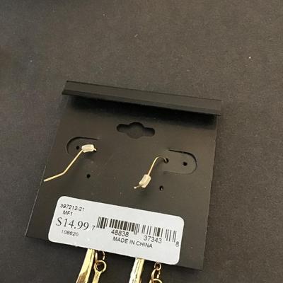 Guess Gold tone, rhinestone Dingley earrings