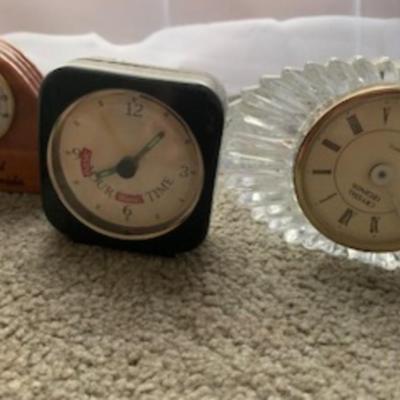 “Vintage Clock Collection Ornate, Minimalist & Travel Styles (6-Piece)