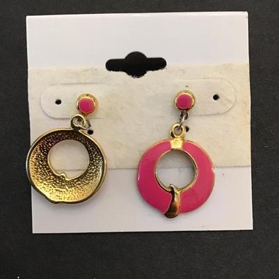 Cute, vintage, hot pink enamel gold tone, dangle earrings