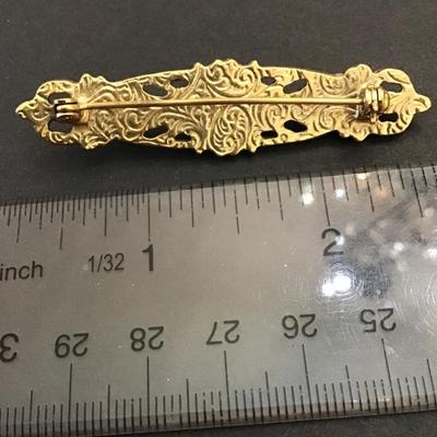 Vintage 1928 Gold tone, faux, pearl brooch