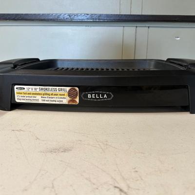 BELLA SMOKELESS GRILL AND ROUND BAKING STONE