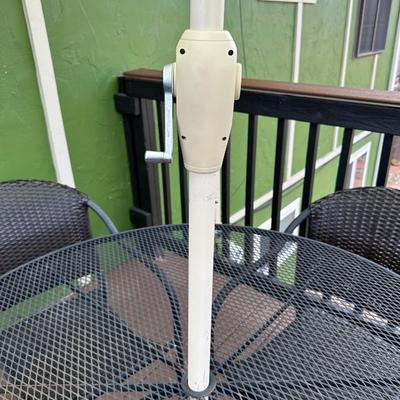 PATIO TABLE WITH UMBRELLA AND 4 CHAIRS