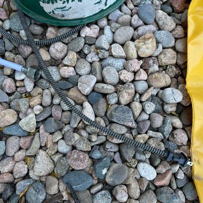 HEATED DOG POOL, SPRINKLER TOY AND FLOATING PINEAPPLE FOR YOUR PET
