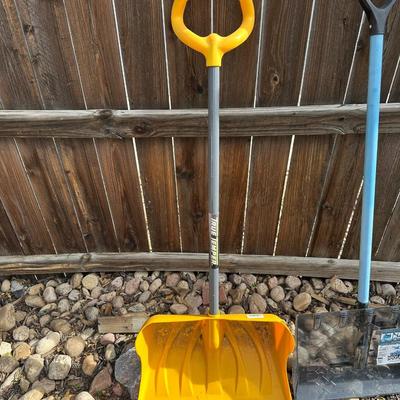 SNOW SHOVELS AND SHARK HAND HELD VACUUM