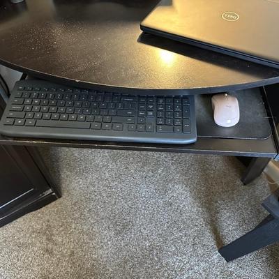 COMPUTER DESK