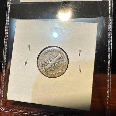 1924 SILVER MERCURY DIME AND GRADED PR67 1963 SILVER DIME