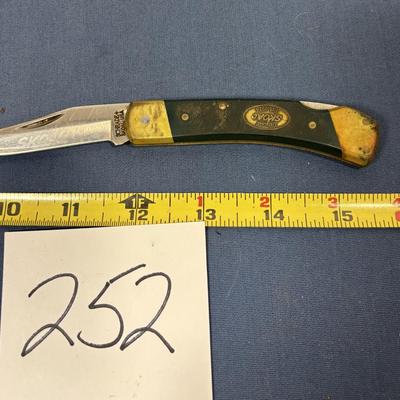 Schrade + Skoal Knife