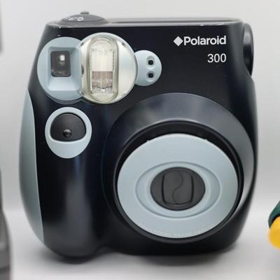 Lot of 3 Polaroid Instant Cameras