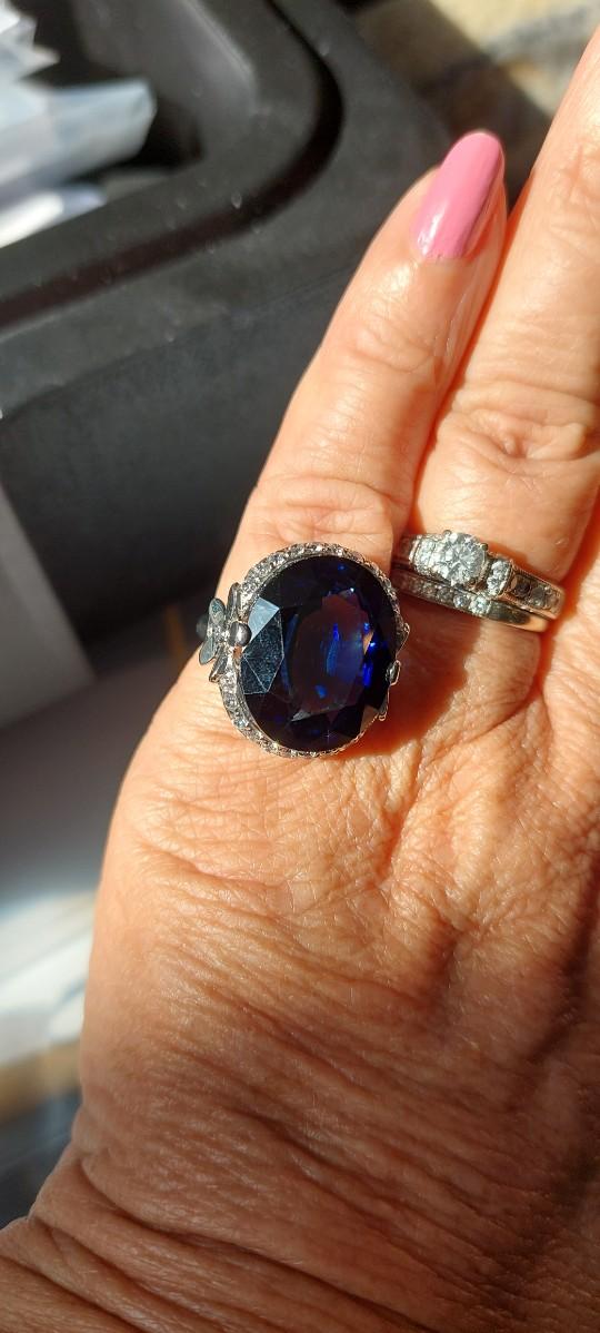 GIA CERTIFIED LAB GROWN SAPPHIRE RING