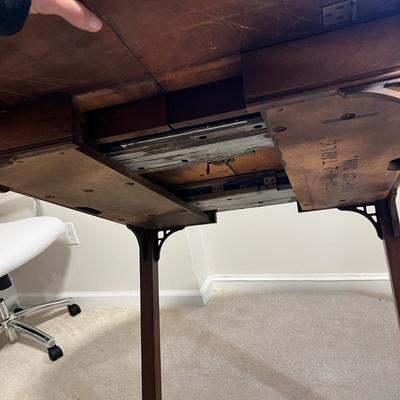 Gateleg Drop Leaf/Expandable Table (BGB-RG)