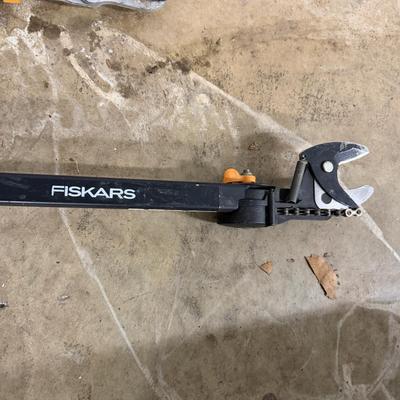 Fiskars Garden Tools & More (G-MG)