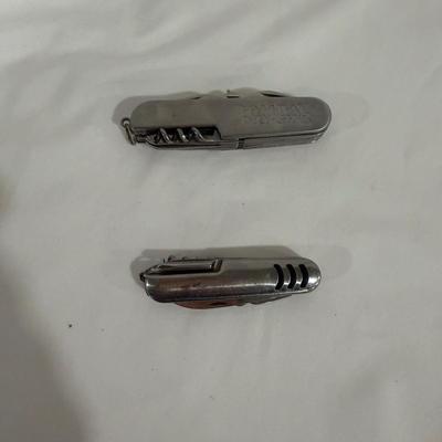 Victornox Swiss Army Knives, Leatherman & More (G-MG)