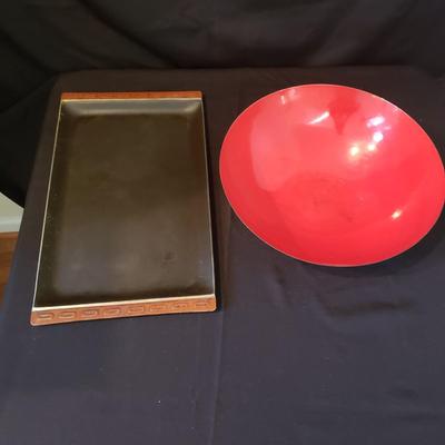 Nordic Ware and Enameled Bowl (LR-KD)