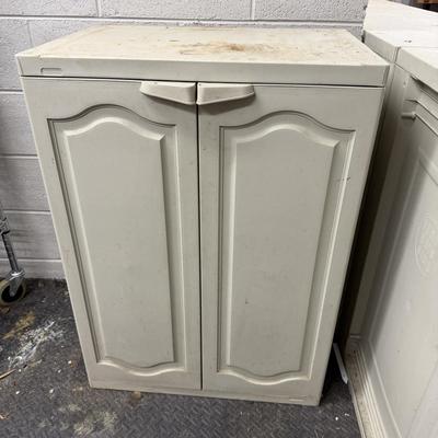 Five Plastic Cabinets (G-MG)