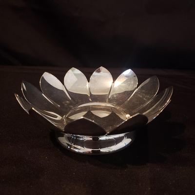 Reed and Barton, International Silver Co, Wallace Floral and Decor (LR-KD)