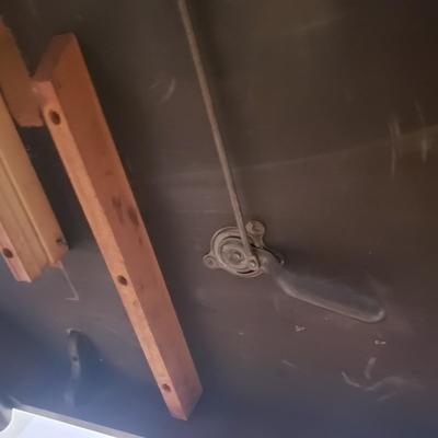 Mechanics Furniture Co Antique Clawfoot Dining Table w/ Two Leaves and Six Chairs (DR-KD)