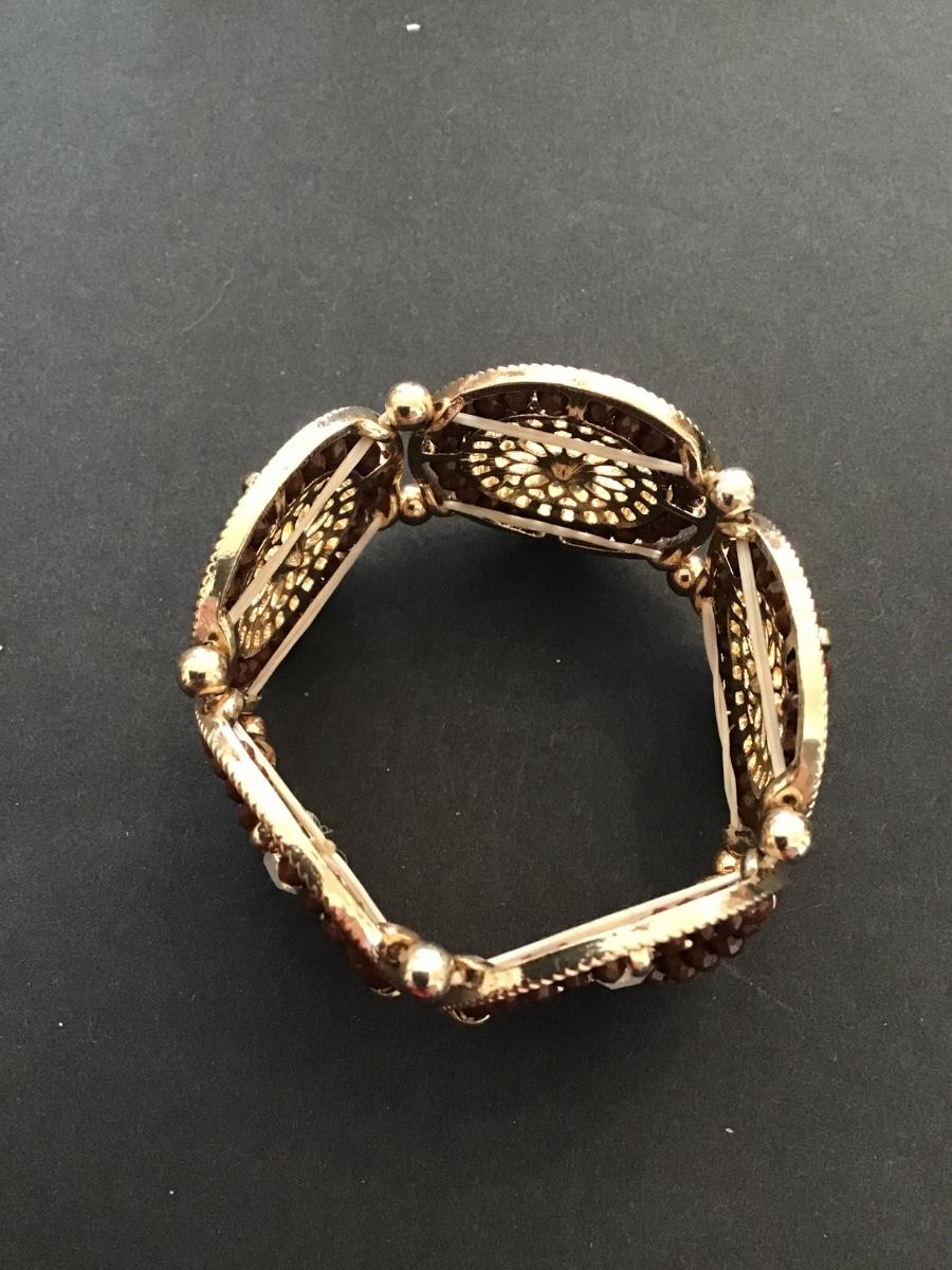 Sale Photo Thumbnail #163: Very nice gold tone, fashion, statement bracelet. Please attach photos.