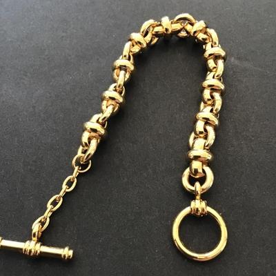 Gold tone link fashion bracelet