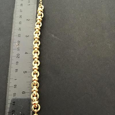 Gold tone link fashion bracelet