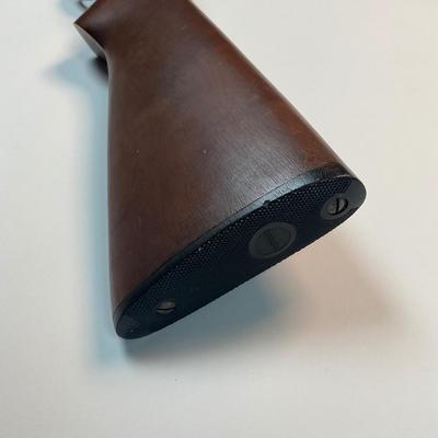 Sale Photo Thumbnail #36: Offered is a vintage Remington Model 512 The Sportmaster rimfire rifle — a classic mid-century bolt-action .22 with the original tubular magazine and traditional one-piece hardwood stock. The stamped barrel code LTT dates the barrel to Feb. 1948, placin