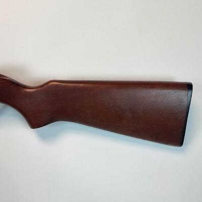 Sale Photo Thumbnail #34: Offered is a vintage Remington Model 512 The Sportmaster rimfire rifle — a classic mid-century bolt-action .22 with the original tubular magazine and traditional one-piece hardwood stock. The stamped barrel code LTT dates the barrel to Feb. 1948, placin