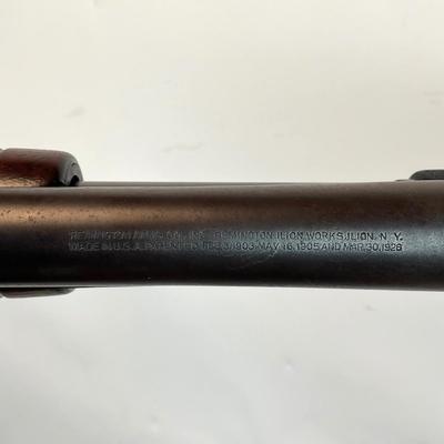 Sale Photo Thumbnail #136: Remington Model 10 Pump‑Action 12 Ga Vintage Bottom‑Eject Shotgun 
Offered is a classic Remington Model 10 pump‑action shotgun.
Serial Number 272229
Key Features
	•	Gauge: 12 gauge only.  ￼
	•	Action type: Pump‑action with unique bot