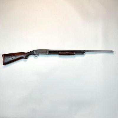 Sale Photo Thumbnail #119: Remington Model 10 Pump‑Action 12 Ga Vintage Bottom‑Eject Shotgun 
Offered is a classic Remington Model 10 pump‑action shotgun.
Serial Number 272229
Key Features
	•	Gauge: 12 gauge only.  ￼
	•	Action type: Pump‑action with unique bot