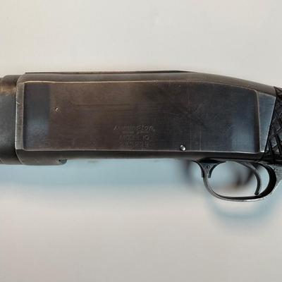 Sale Photo Thumbnail #126: Remington Model 10 Pump‑Action 12 Ga Vintage Bottom‑Eject Shotgun 
Offered is a classic Remington Model 10 pump‑action shotgun.
Serial Number 272229
Key Features
	•	Gauge: 12 gauge only.  ￼
	•	Action type: Pump‑action with unique bot