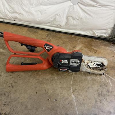 Black & Decker Alligator Loppers & Two Hedge Trimmers (G-MG)