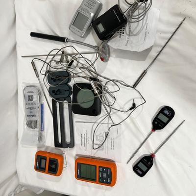 Grilling Accessories - Sondiko Torch, Meat Thermometers Plus More (BD-RG)