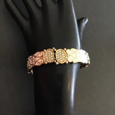 Gold tone white enamel stretchy bracelet