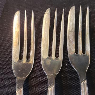 Elegant Entertaining-Sheffield, Aynsley and More (DR-KD)