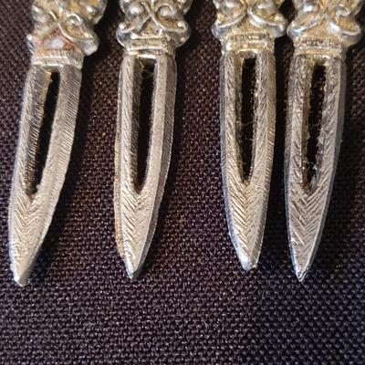 Elegant Entertaining-Sheffield, Aynsley and More (DR-KD)