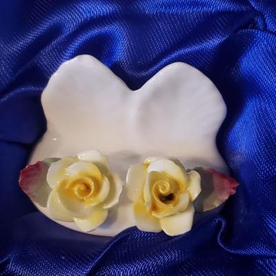 Elegant Entertaining-Sheffield, Aynsley and More (DR-KD)