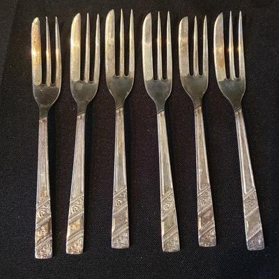 Elegant Entertaining-Sheffield, Aynsley and More (DR-KD)