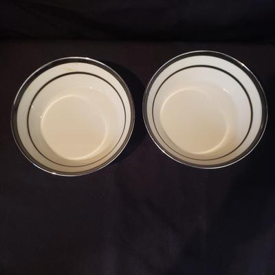 Lenox "Venture" Dishes and Four Dimensions Collection Mugs (DR-KD)