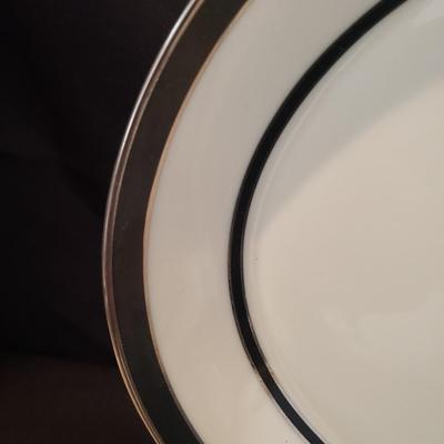 Lenox "Venture" Dishes and Four Dimensions Collection Mugs (DR-KD)