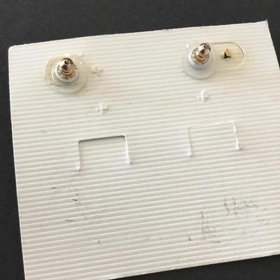 Beautiful vintage premier designs, gold tone, faux, pearl statement, stud earrings