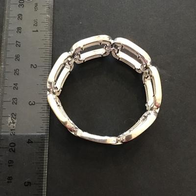 Very nice red white and black enamel fashion stretchy bracelet