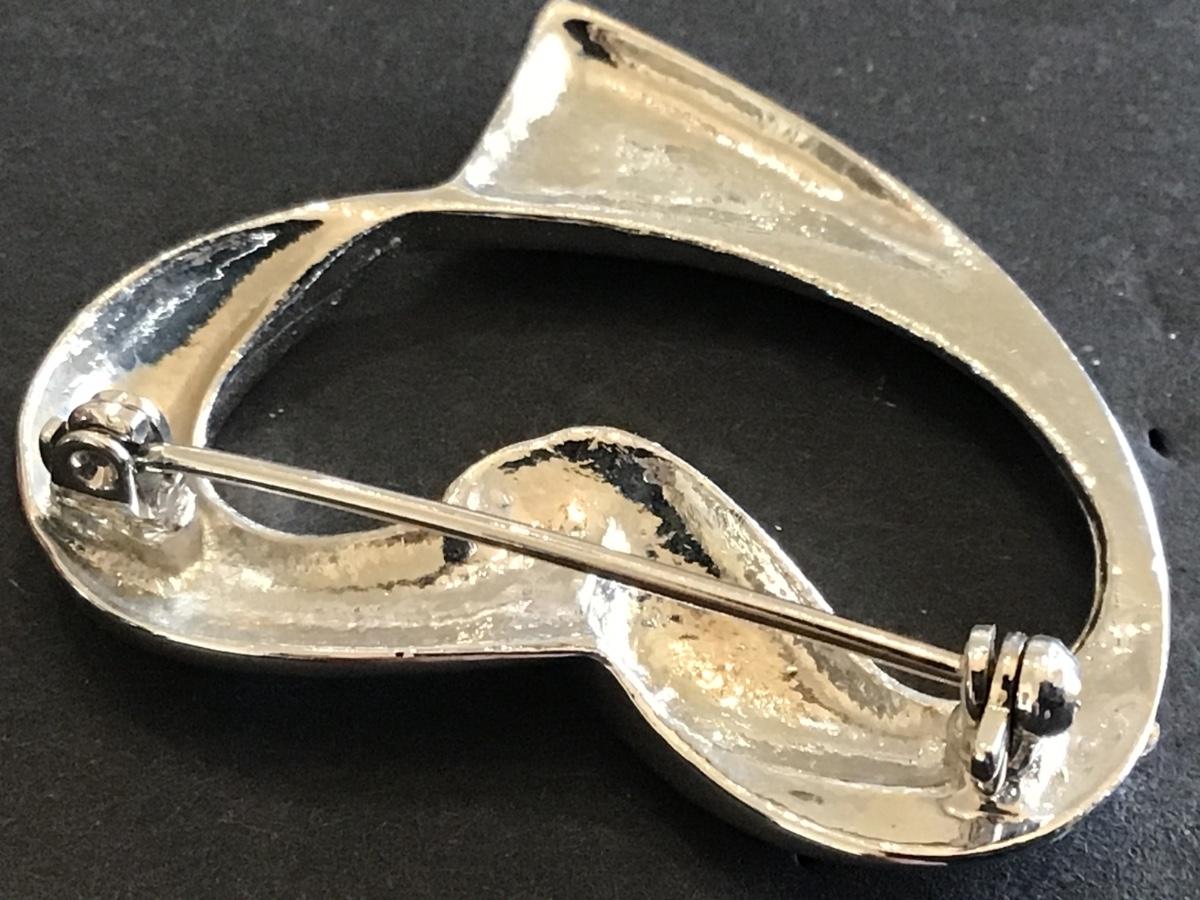 Silver Tone Heart Rhinestone Brooch